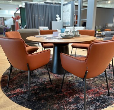 © RB655OA24556_1.jpg