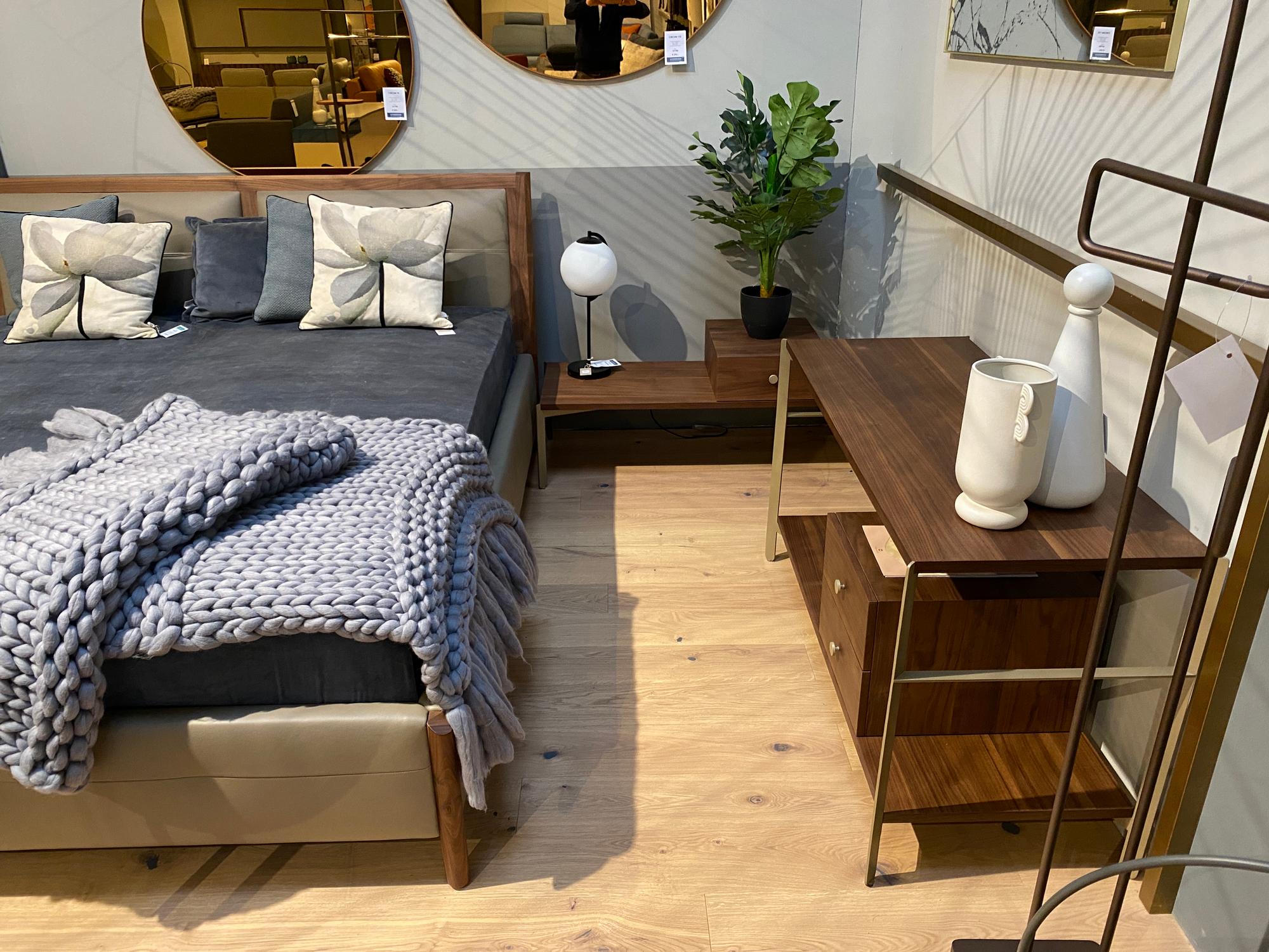 &copy; RB914833_1.JPG