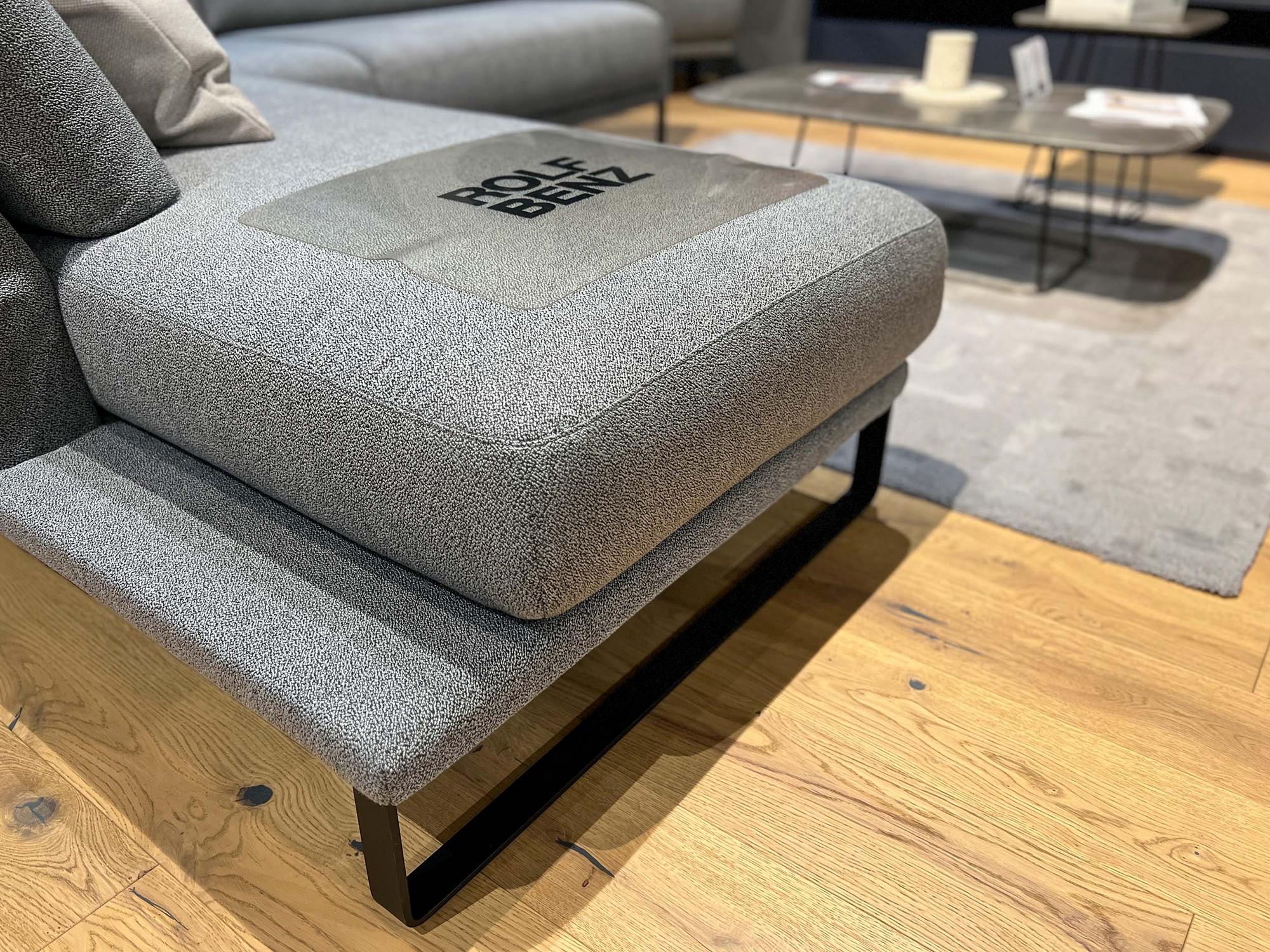 &copy; RBCARA11522_1.jpg