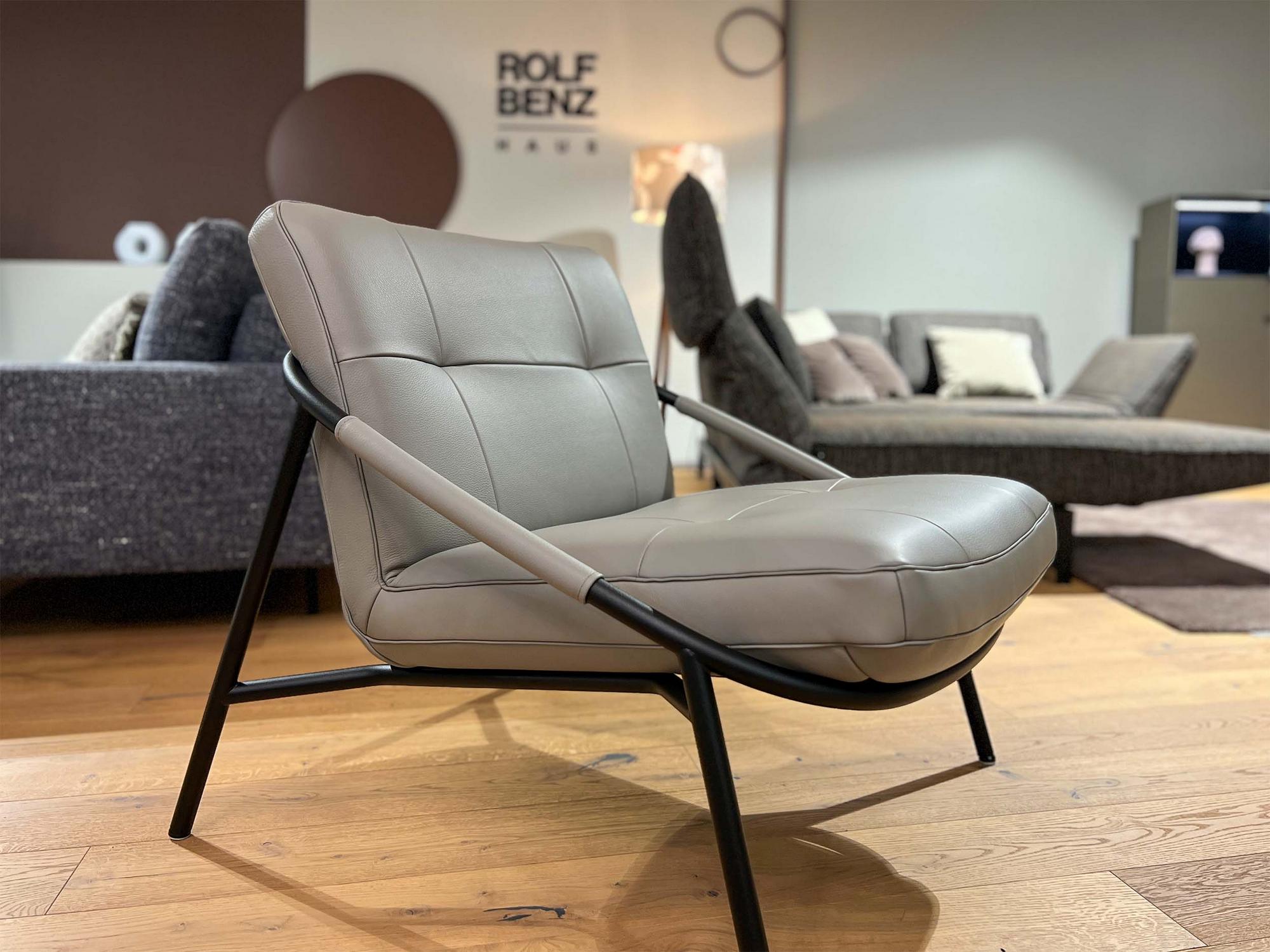 &copy; RBLUKE38101_1.jpg