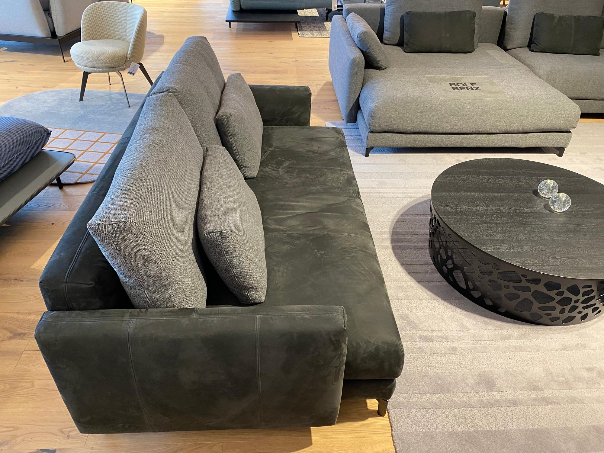 &copy; RBNUVOLA42400_2.jpg