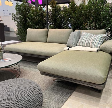 © rbyoko18754_2.jpg