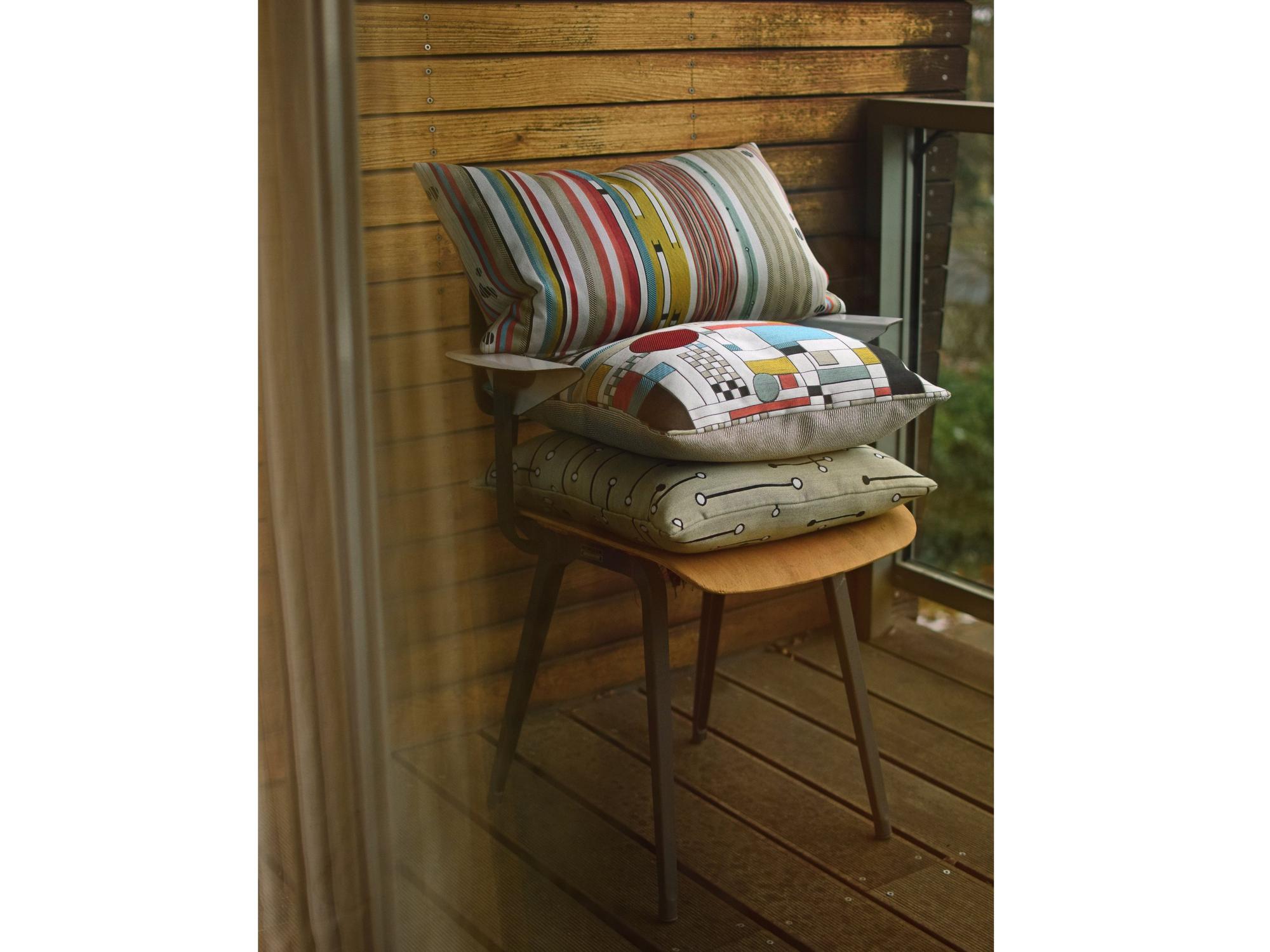 &copy; RL23253-0010_1.jpg