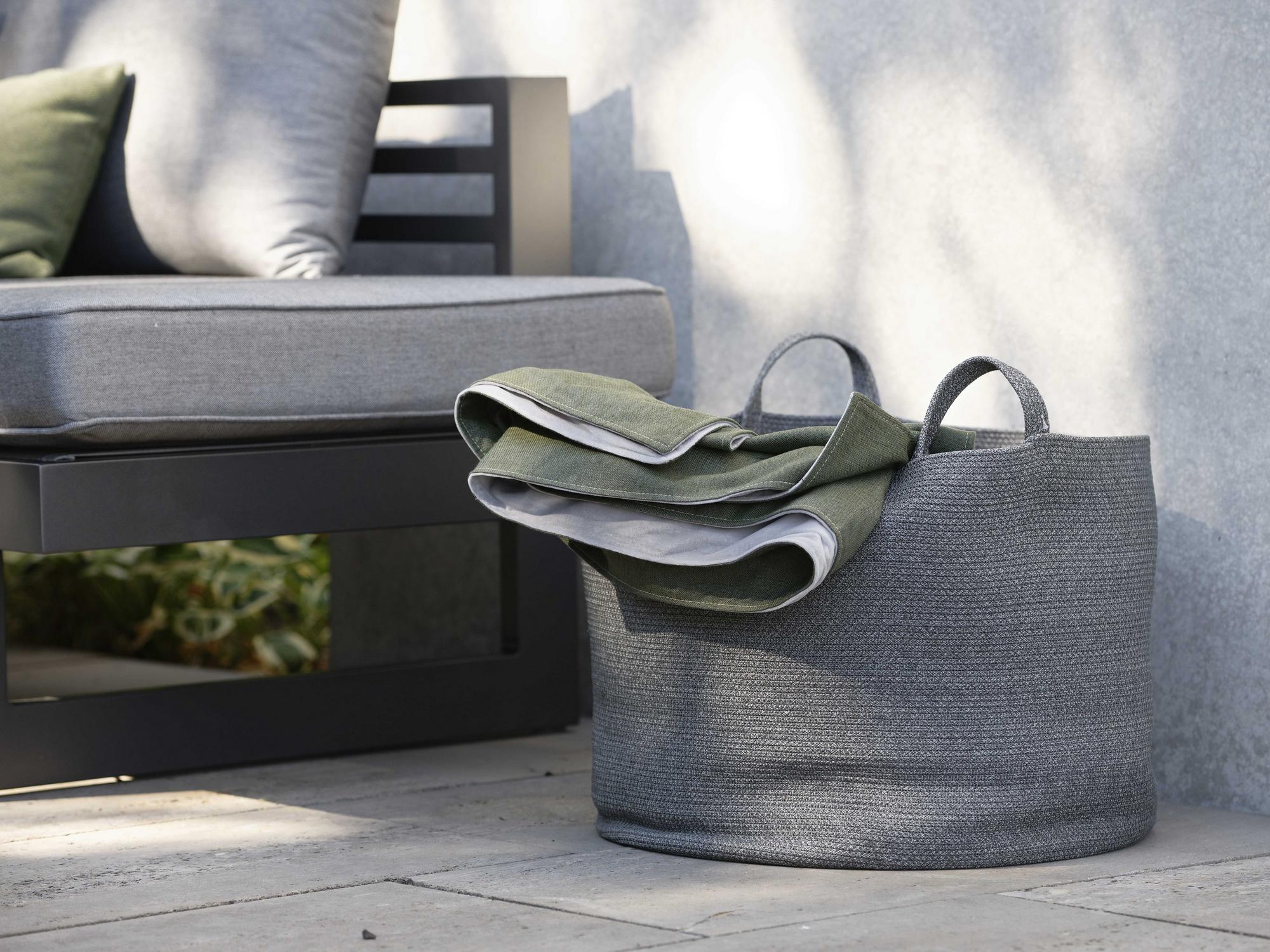 &copy; STERN410130_1.jpg