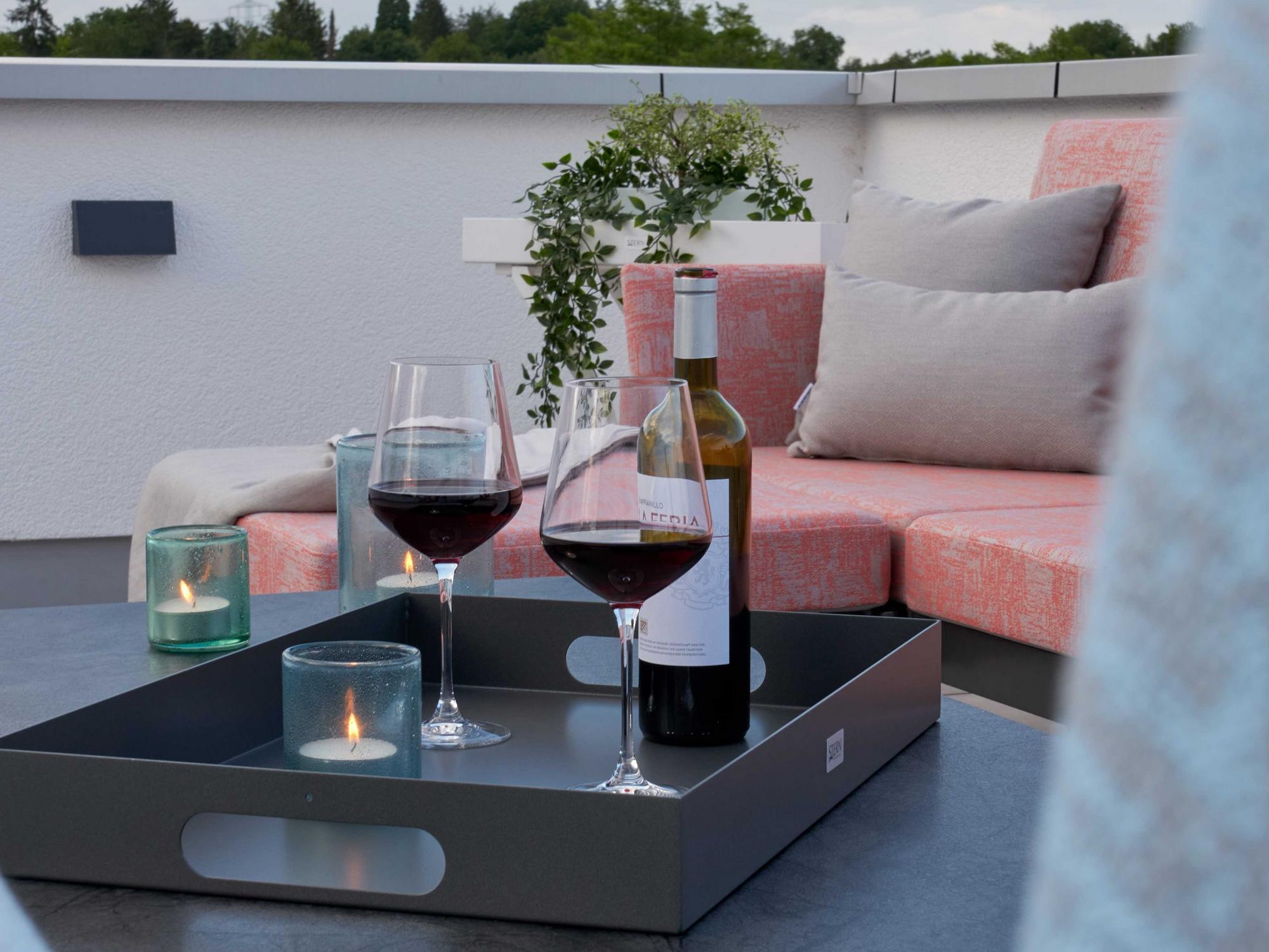 &copy; STERN410355_1.jpg