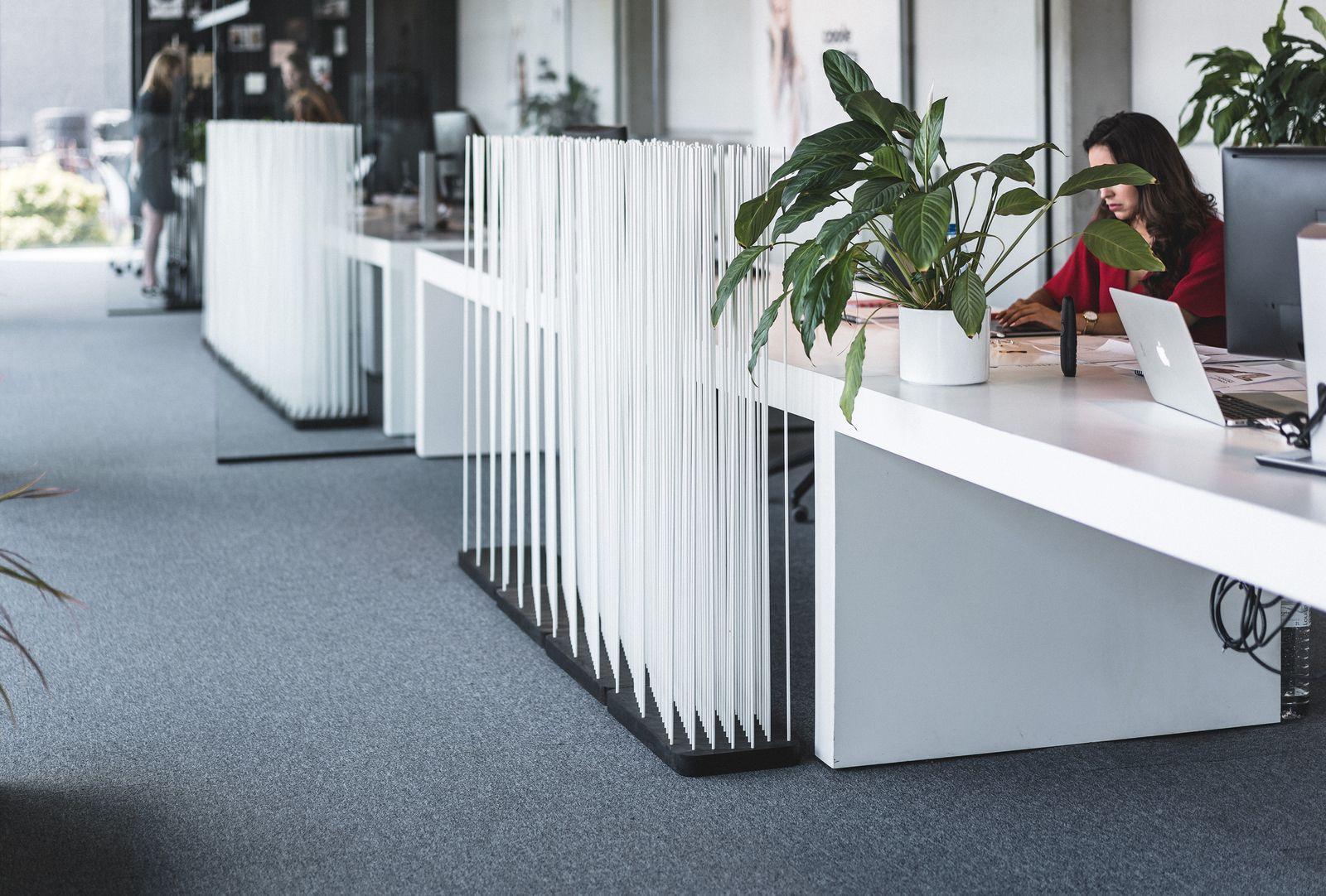 &copy; STICKS_STI013_2.jpg