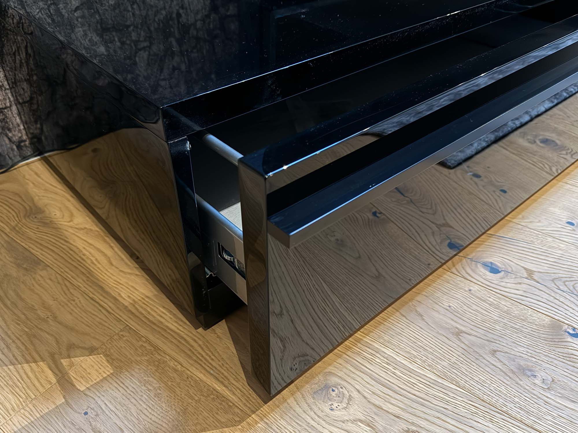 &copy; CAPOCITYWN9_2.jpg