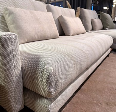 © RBENZNUVOLA_2.jpg