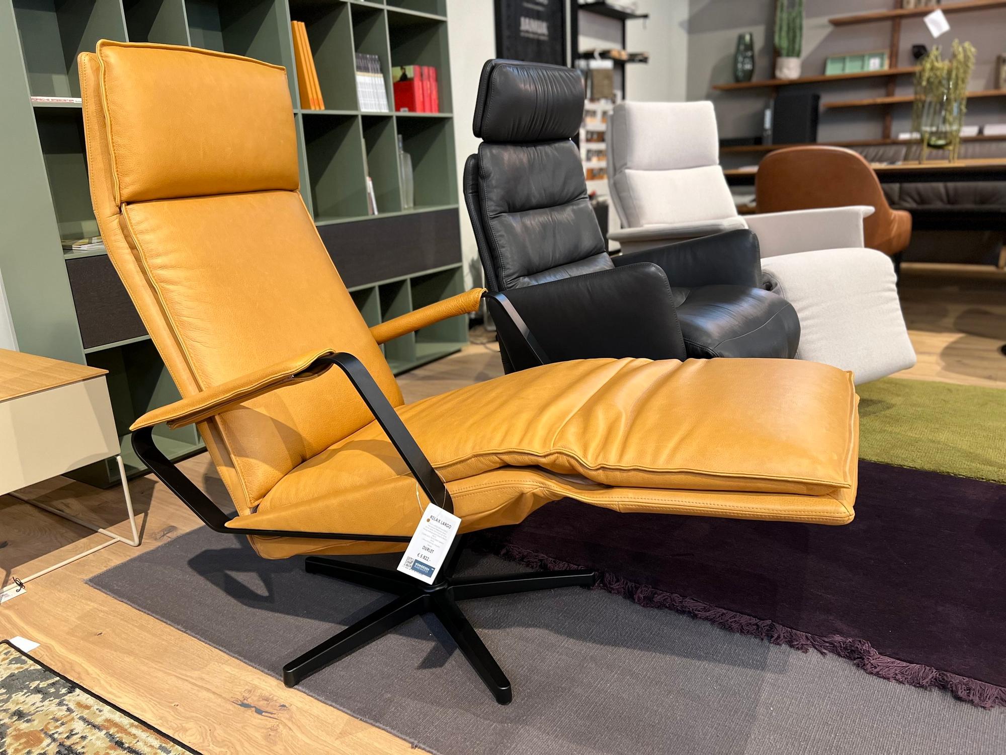 &copy; DLLARGOBRANDY_1.jpg