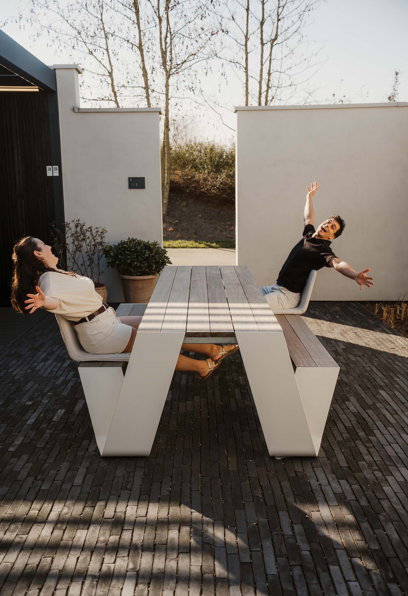 Extremis HOPPER Picnic Outdoortisch Aktion Wohndesign Maierhofer.jpg