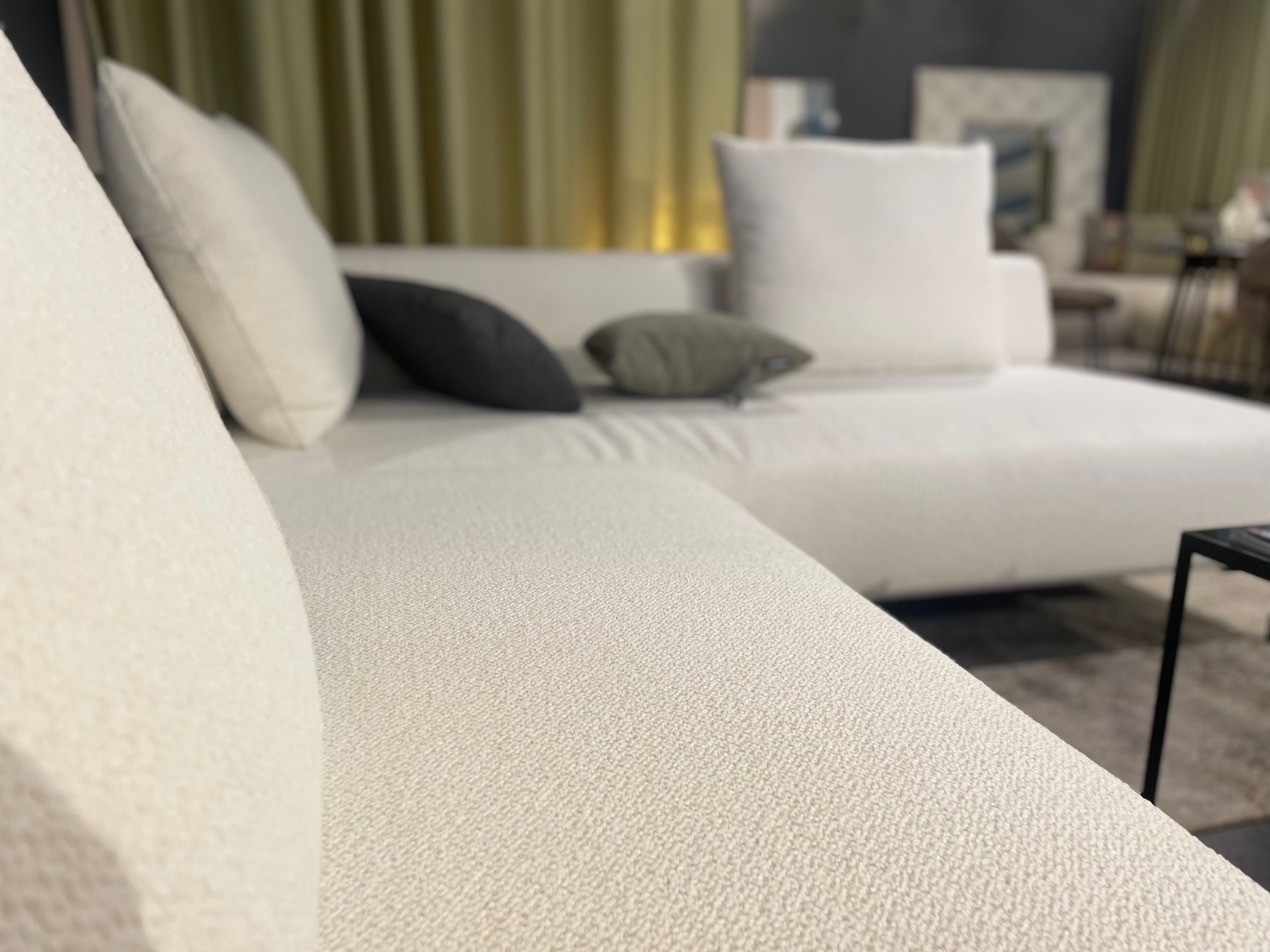 &copy; FS185WEISS_2.jpg