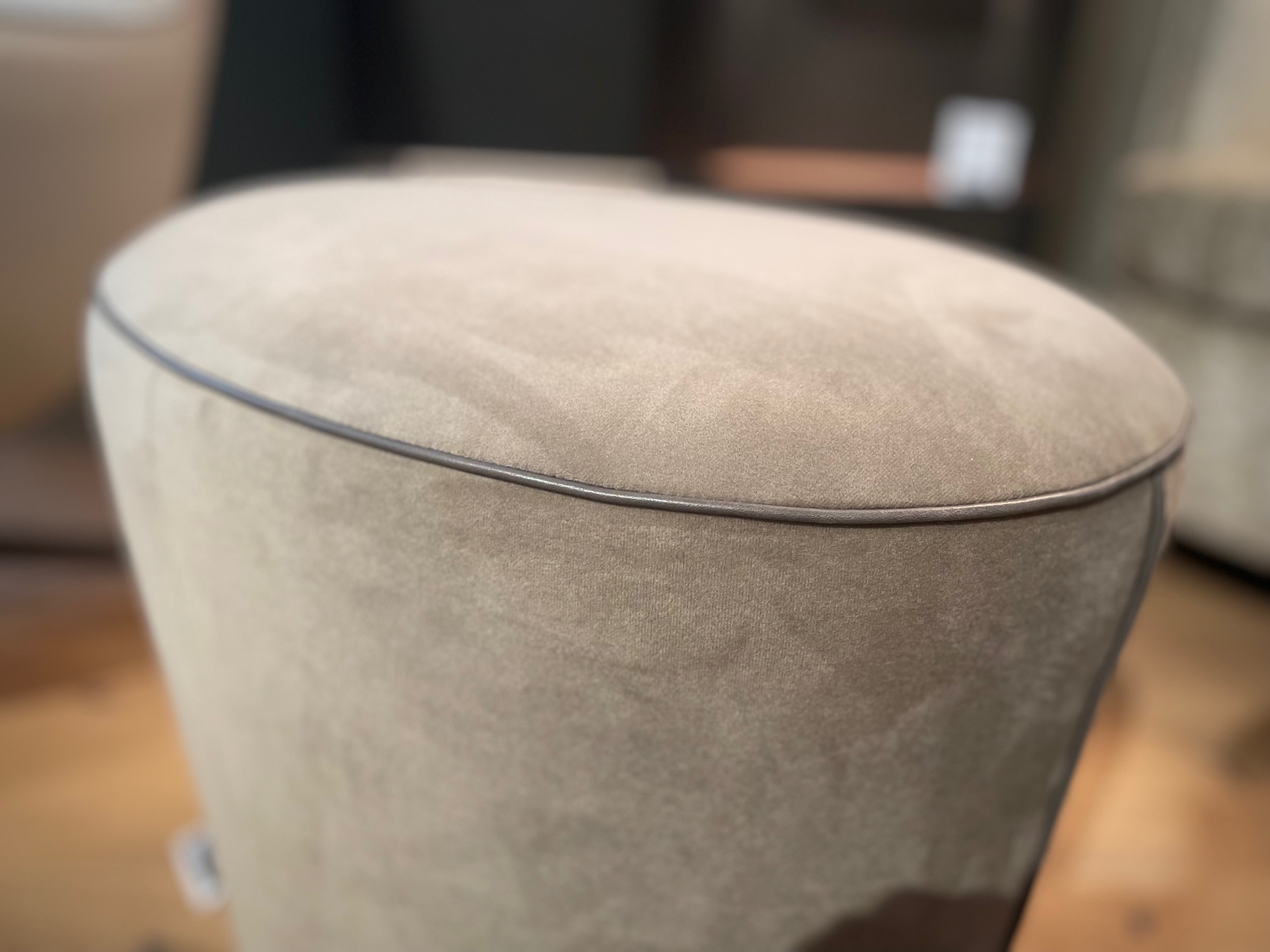 &copy; CKEASYLOW_1.jpg