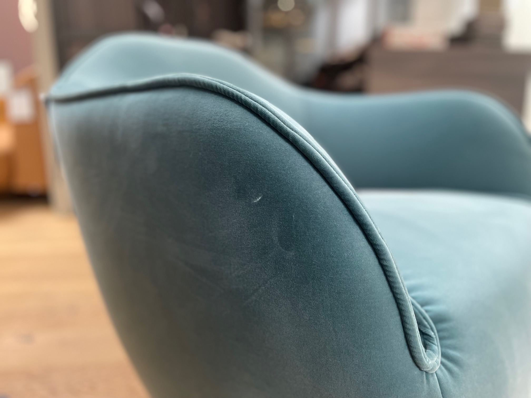 &copy; CR480XS08672_3.jpg