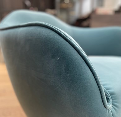 © CR480XS08672_3.jpg