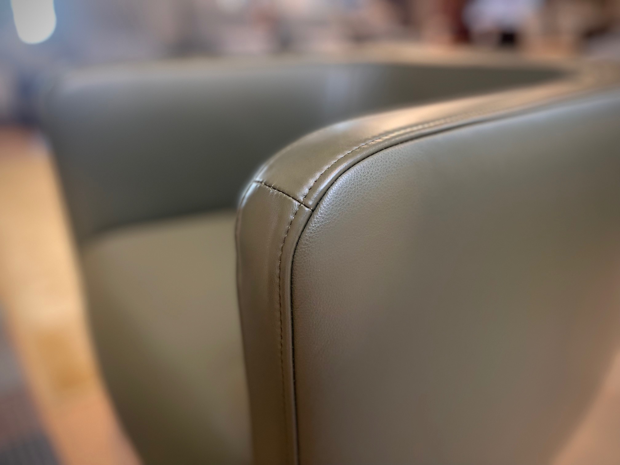 &copy; CR48853478_2.JPG