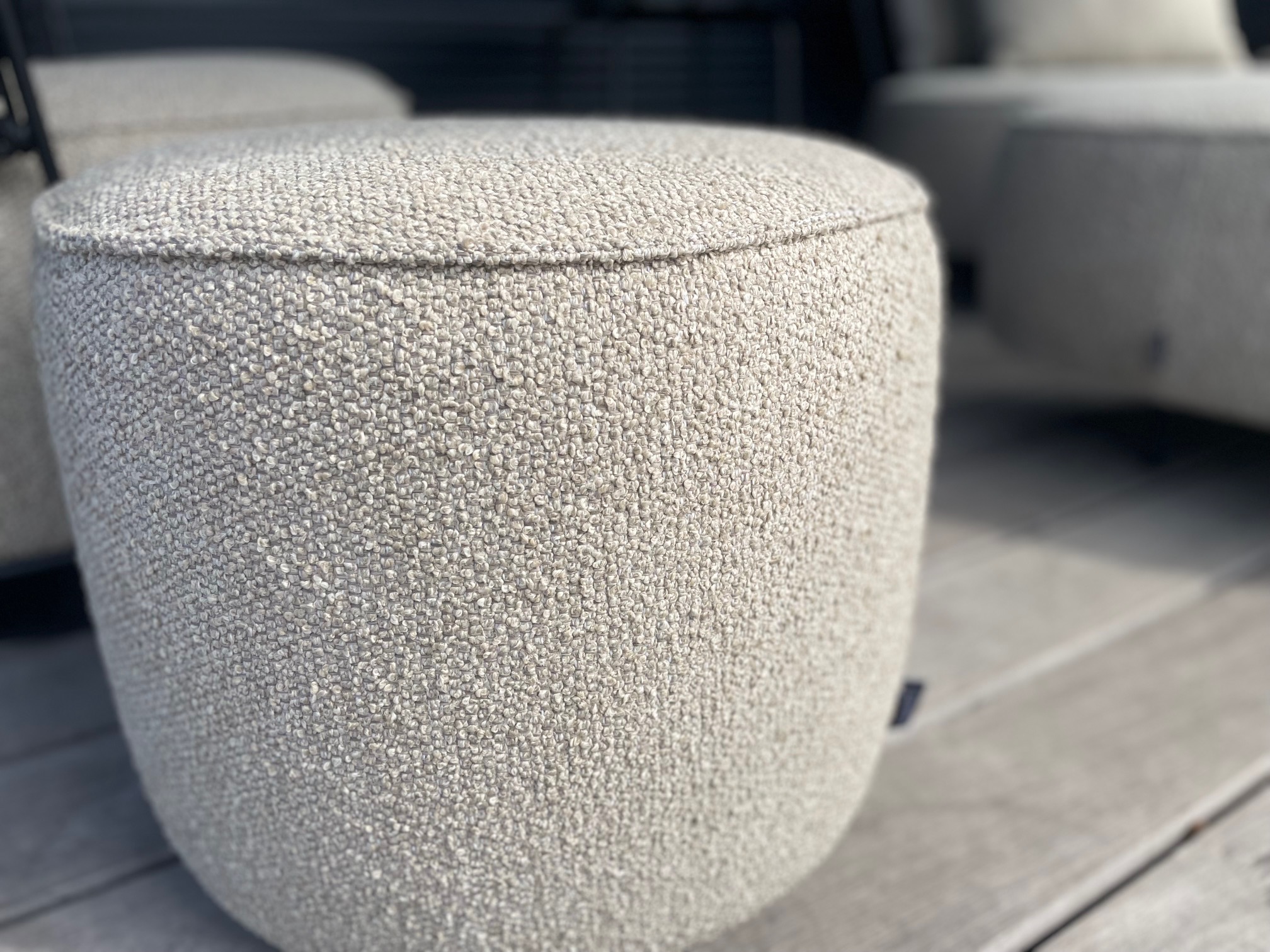 &copy; BULLYAOOD145_2.jpg