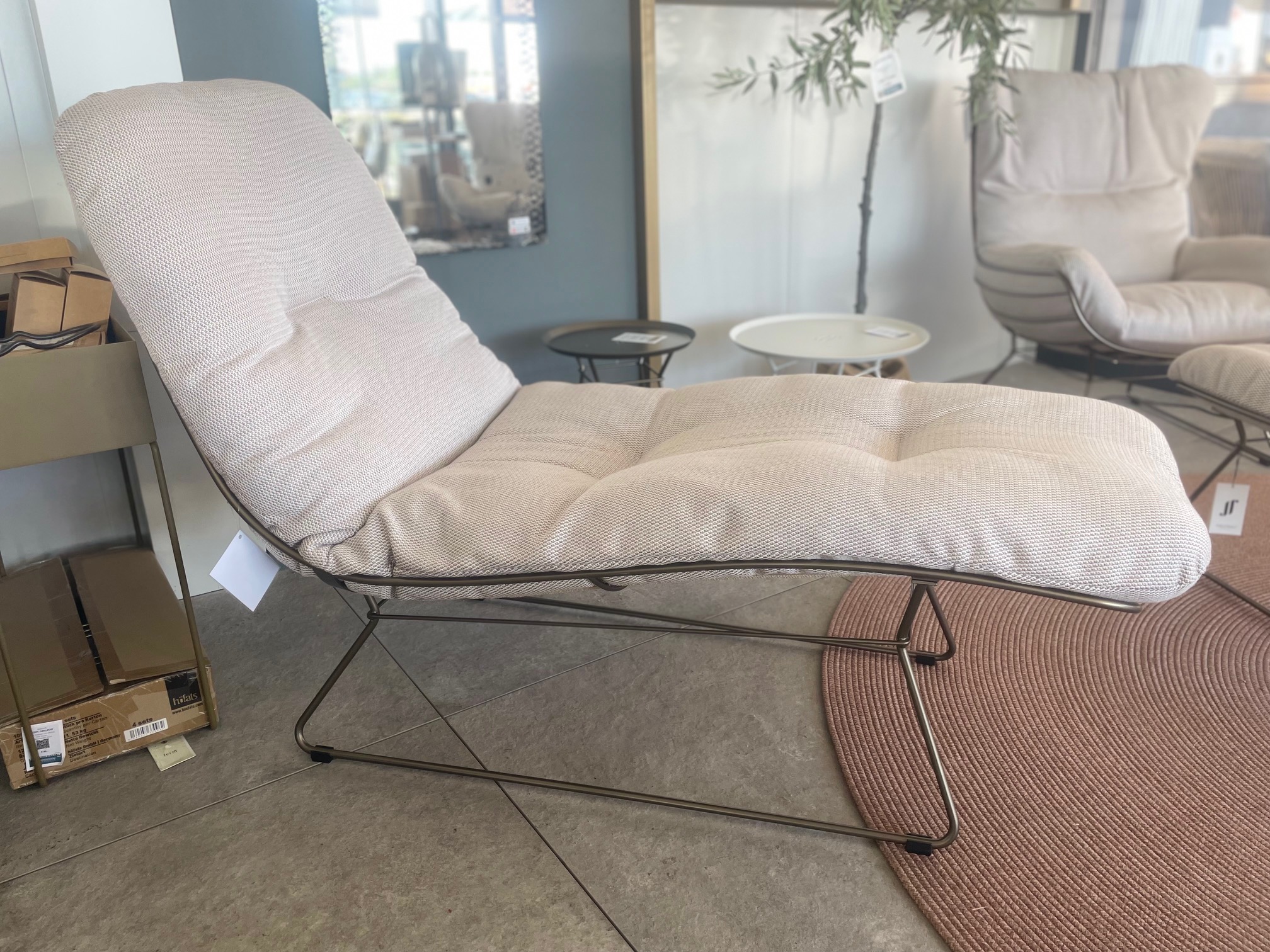 &copy; FRLEYASOLSONN_2.jpg