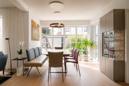 Innenarchitektur Einrichtungsplanung Essbereich Dining Esstisch Haas Stühle Draenert (c) Wohndesign Maierhofer